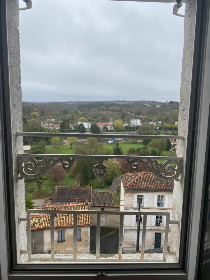 Laferriere Bed & Breakfast Angouleme Room photo