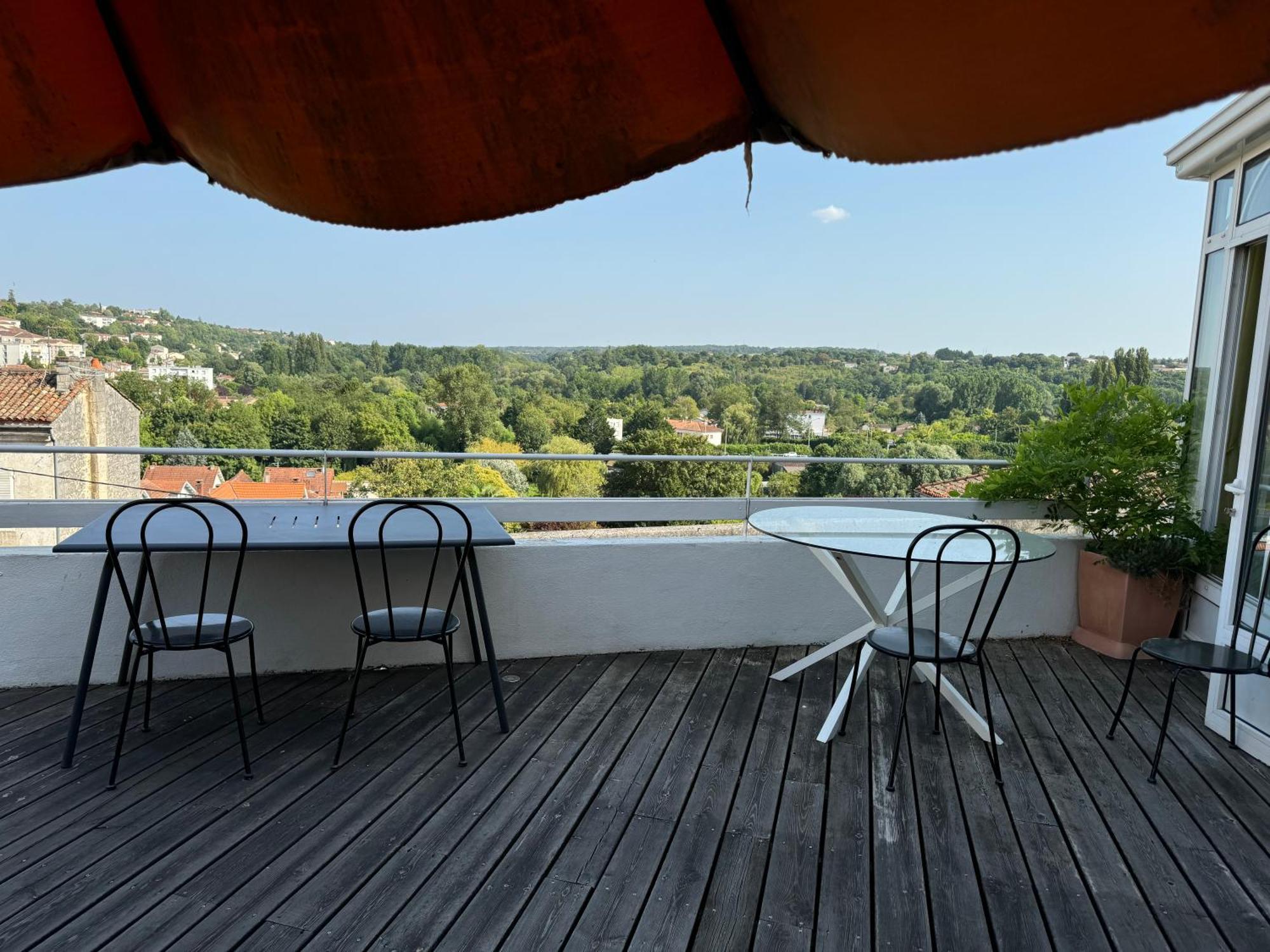 Laferriere Bed & Breakfast Angouleme Exterior photo